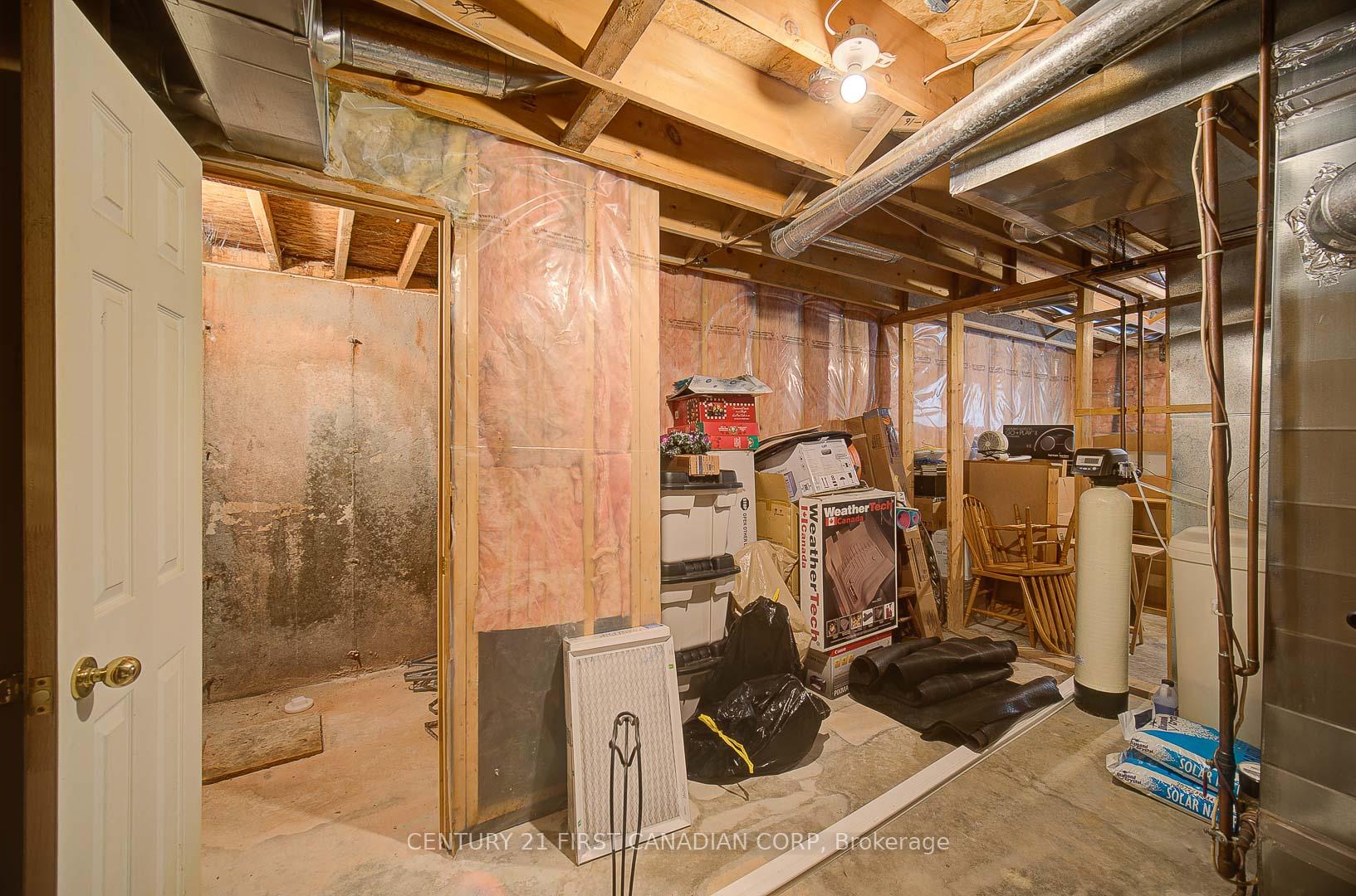 Photo 34 of 161 Lawrence Street, Wellesley — HOMEH