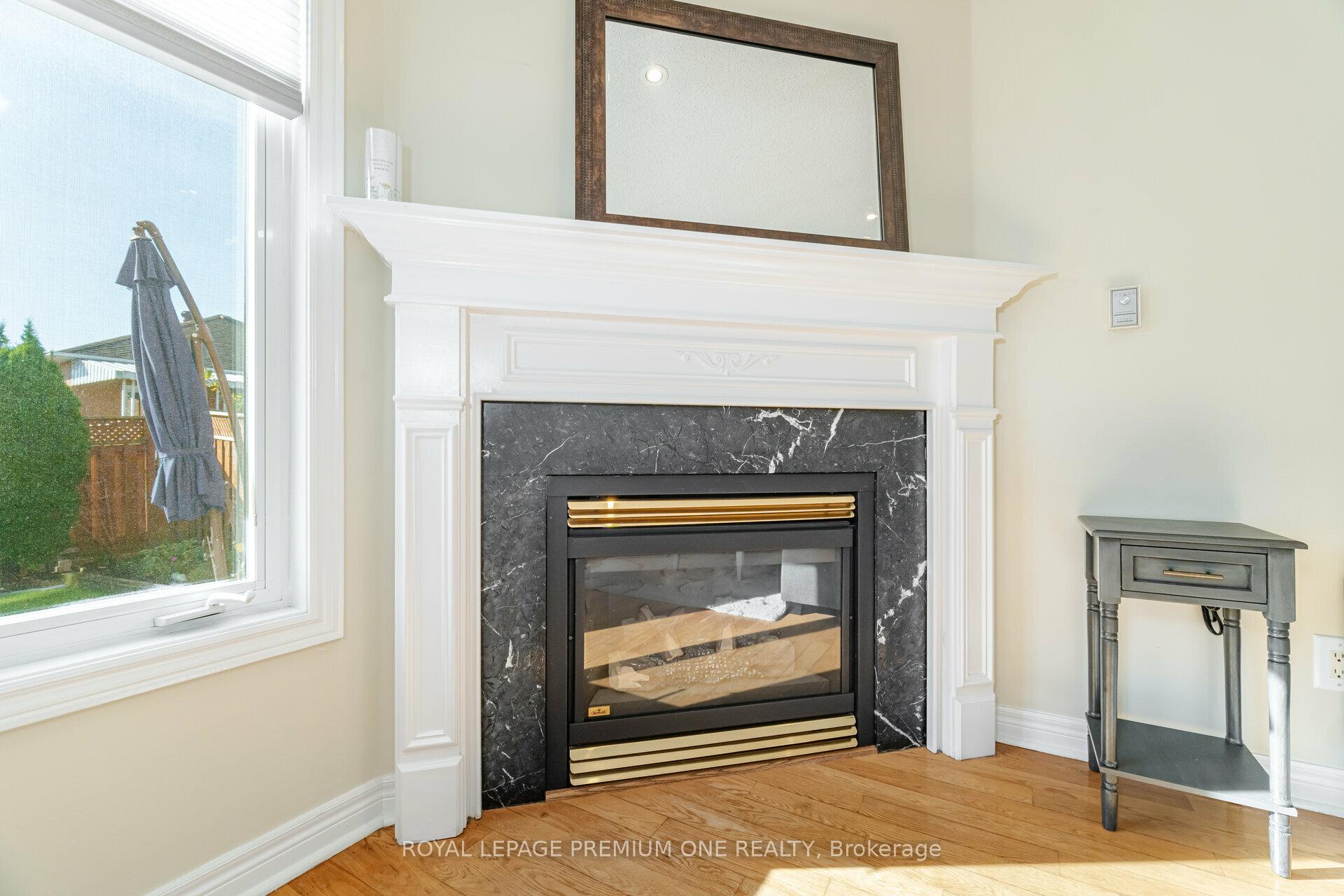 Photo 22 of 146 Colombo Crescent, Vaughan, Maple — HOMEH