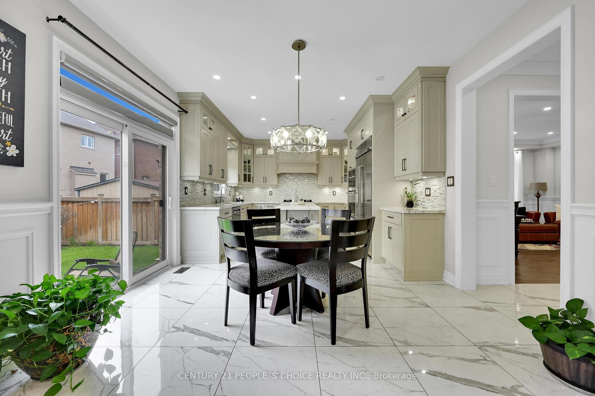 Photo 39 of 8 Eltesoro Street, Brampton, Toronto Gore Rural Estate — HOMEH