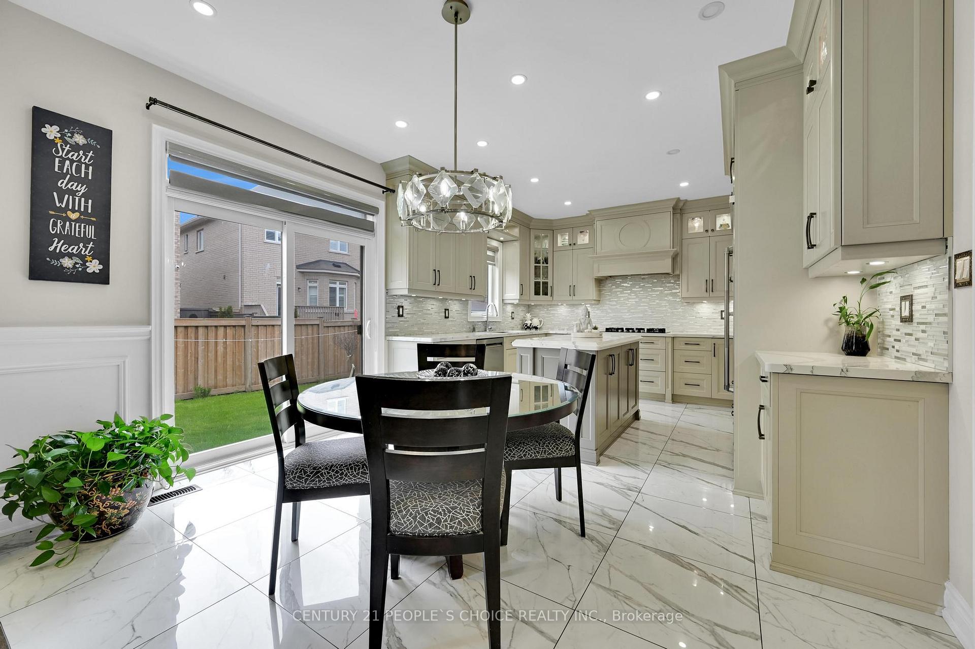 Photo 19 of 8 Eltesoro Street, Brampton, Toronto Gore Rural Estate — HOMEH