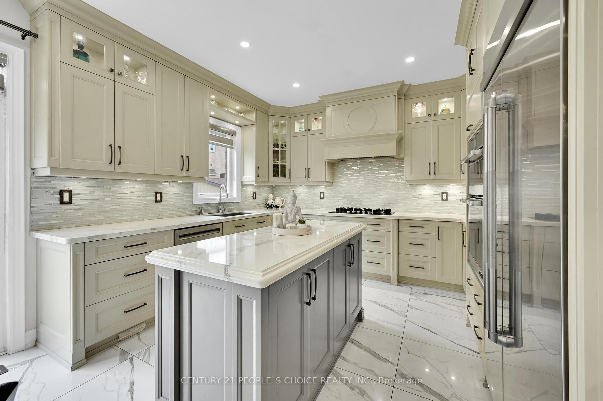 Photo 22 of 8 Eltesoro Street, Brampton, Toronto Gore Rural Estate — HOMEH