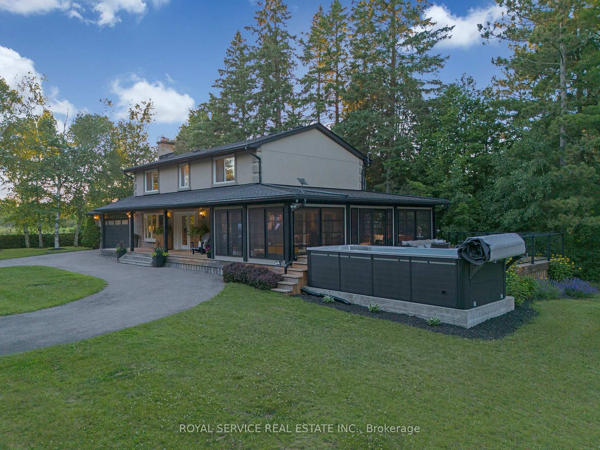 Photo 8 of 4795 Garden Street, Whitby, Taunton North — HOMEH