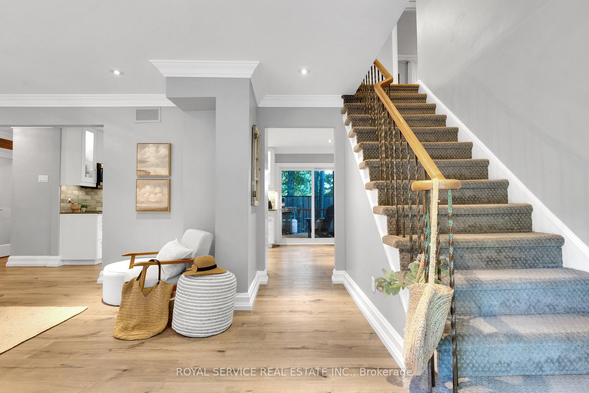 Photo 2 of 4795 Garden Street, Whitby, Taunton North — HOMEH