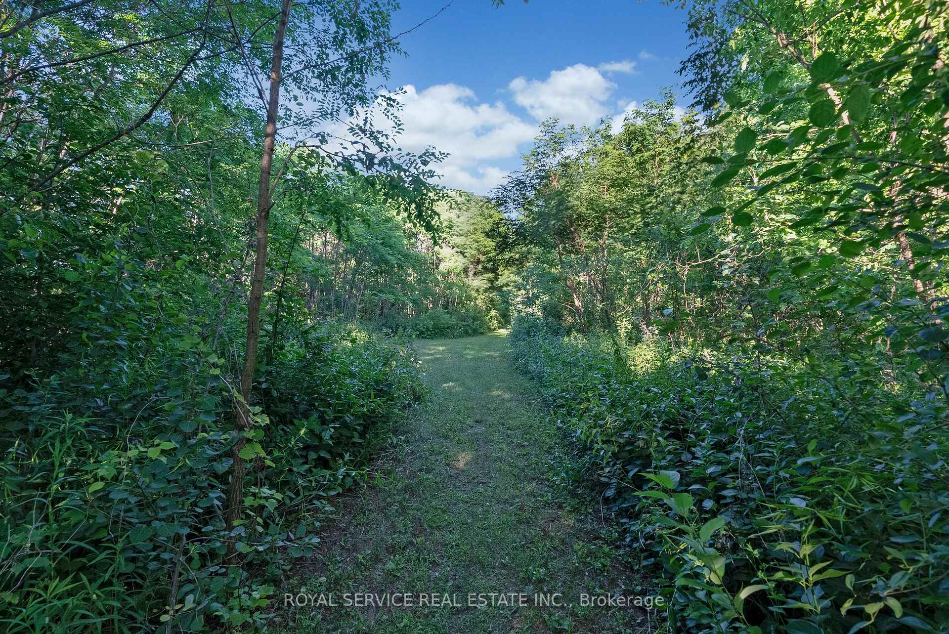 Photo 34 of 4795 Garden Street, Whitby, Taunton North — HOMEH
