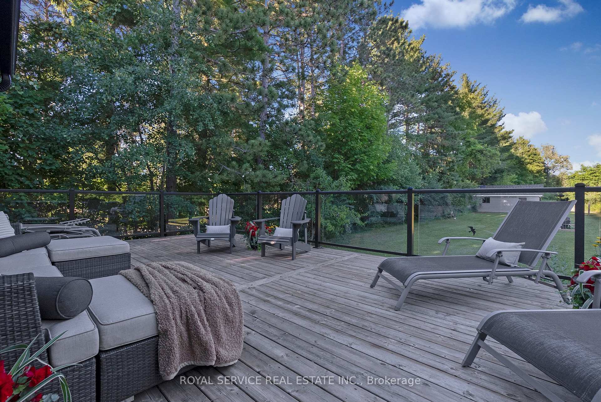 Photo 32 of 4795 Garden Street, Whitby, Taunton North — HOMEH