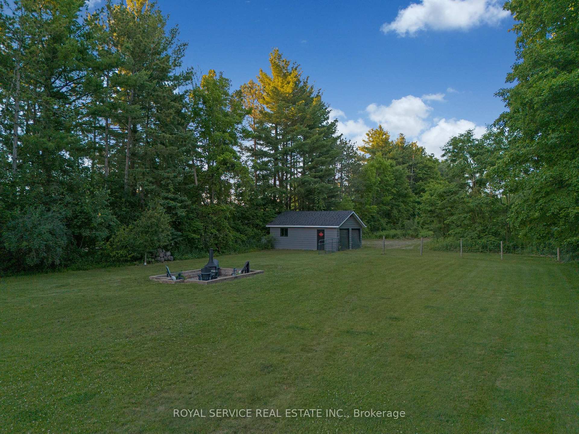 Photo 37 of 4795 Garden Street, Whitby, Taunton North — HOMEH