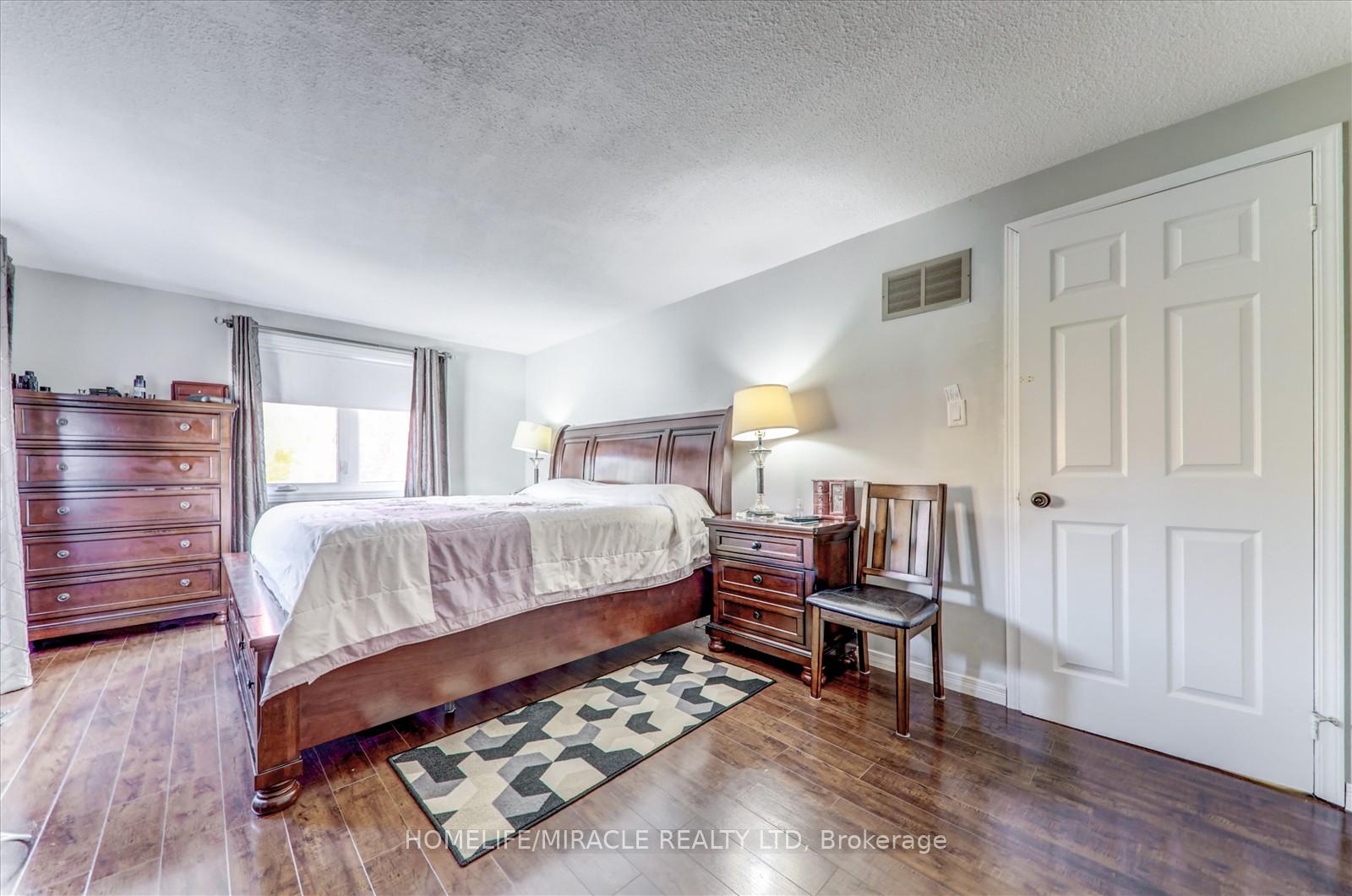 Photo 25 of 36 Citation Crescent, Whitby, Blue Grass Meadows — HOMEH