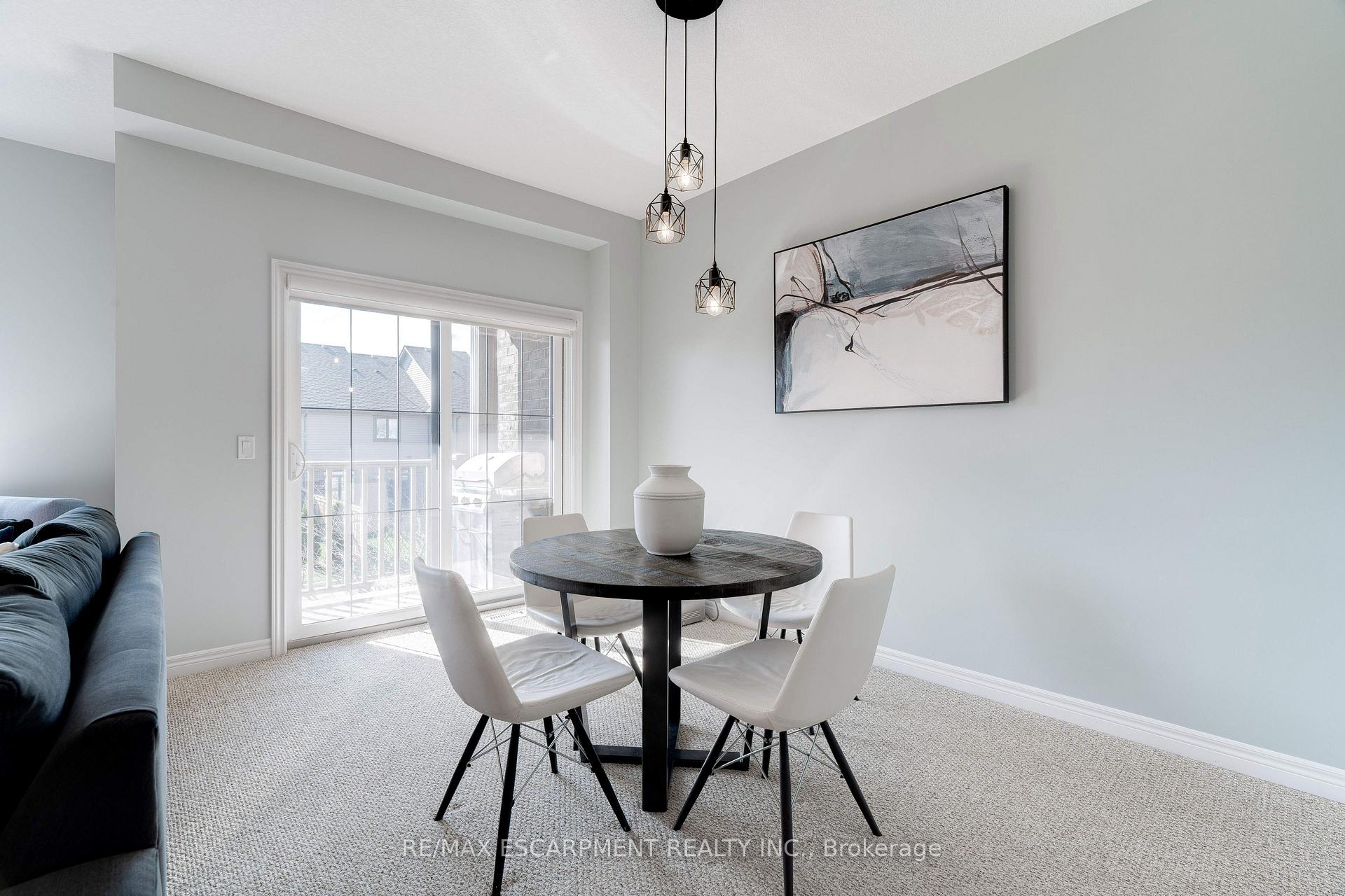 Photo 7 of 9 Lakewalk Drive, Hamilton, Stoney Creek — HOMEH