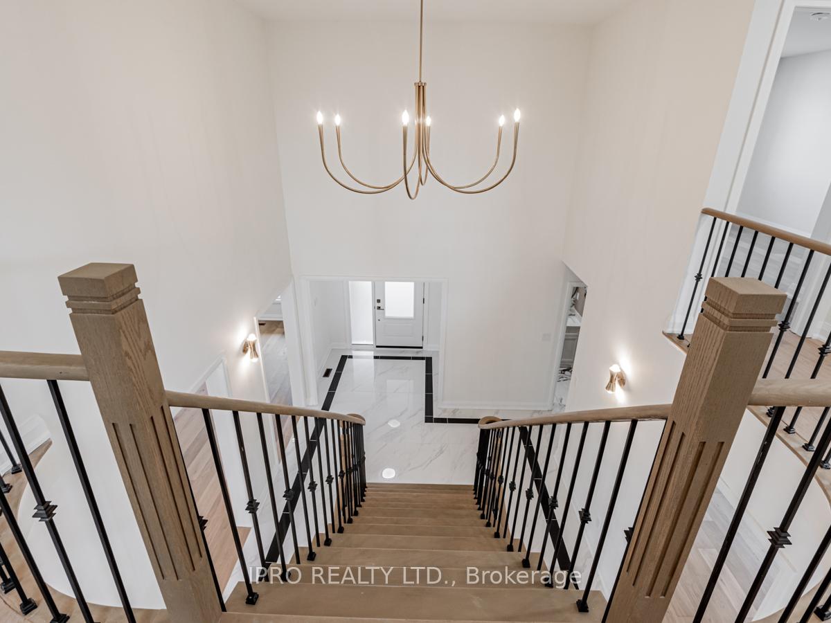 Photo 19 of 16 Camomile Street, Vaughan, West Woodbridge — HOMEH