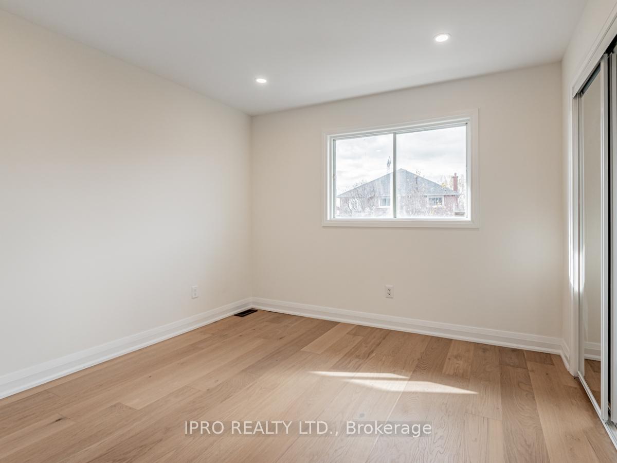 Photo 20 of 16 Camomile Street, Vaughan, West Woodbridge — HOMEH