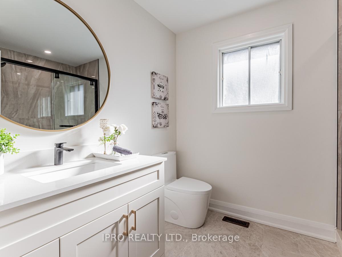 Photo 22 of 16 Camomile Street, Vaughan, West Woodbridge — HOMEH