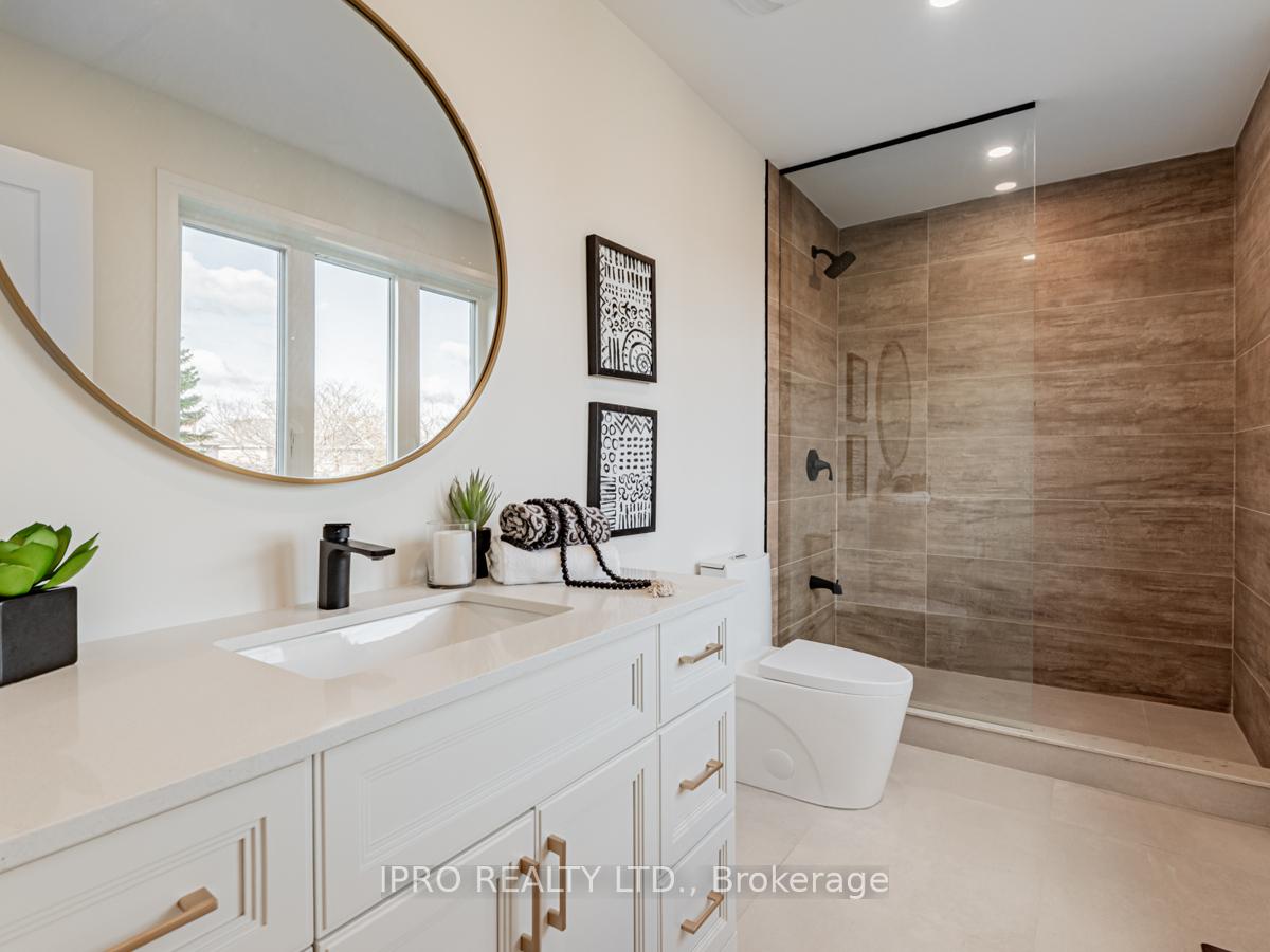Photo 21 of 16 Camomile Street, Vaughan, West Woodbridge — HOMEH