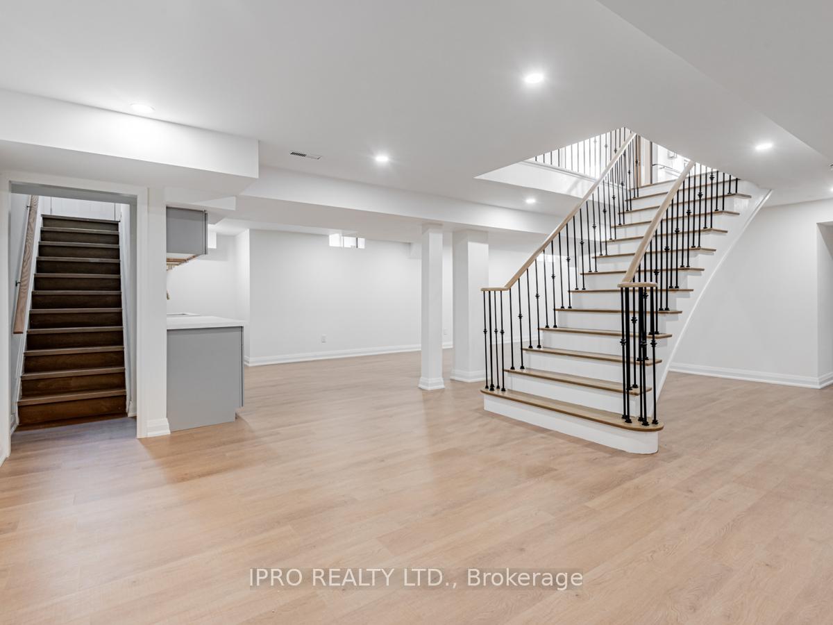 Photo 24 of 16 Camomile Street, Vaughan, West Woodbridge — HOMEH