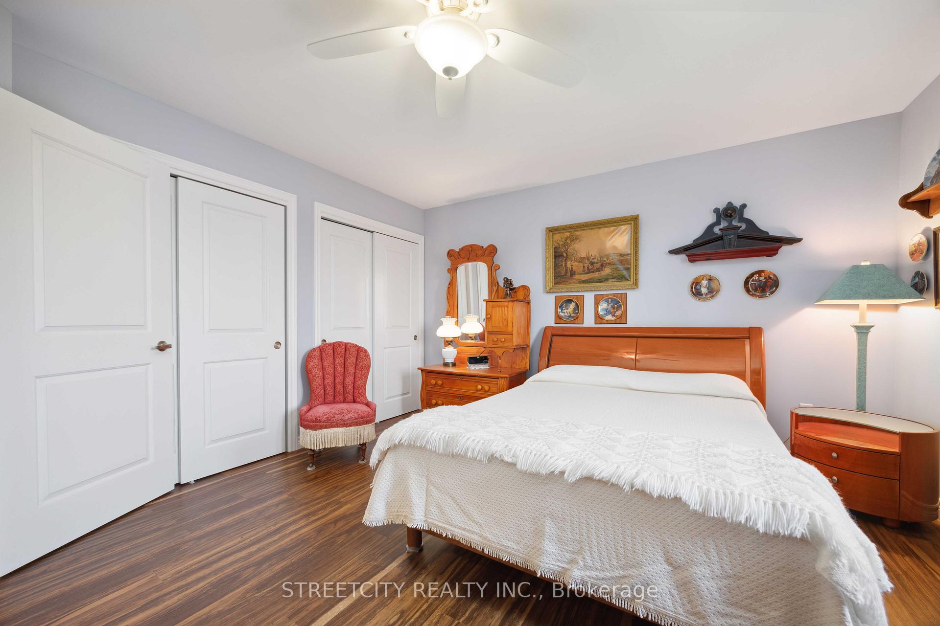 Photo 13 of Unit 213, 1940 London Line, Sarnia — HOMEH