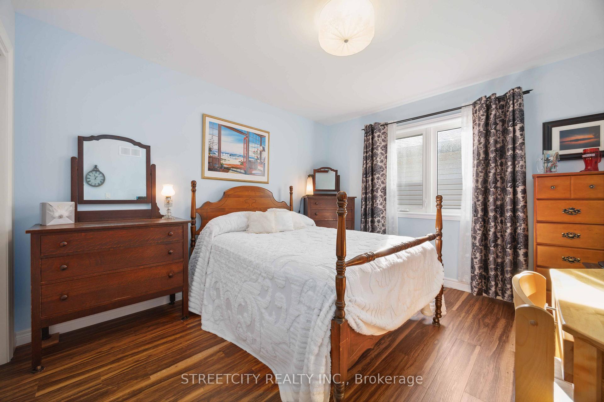Photo 19 of Unit 213, 1940 London Line, Sarnia — HOMEH