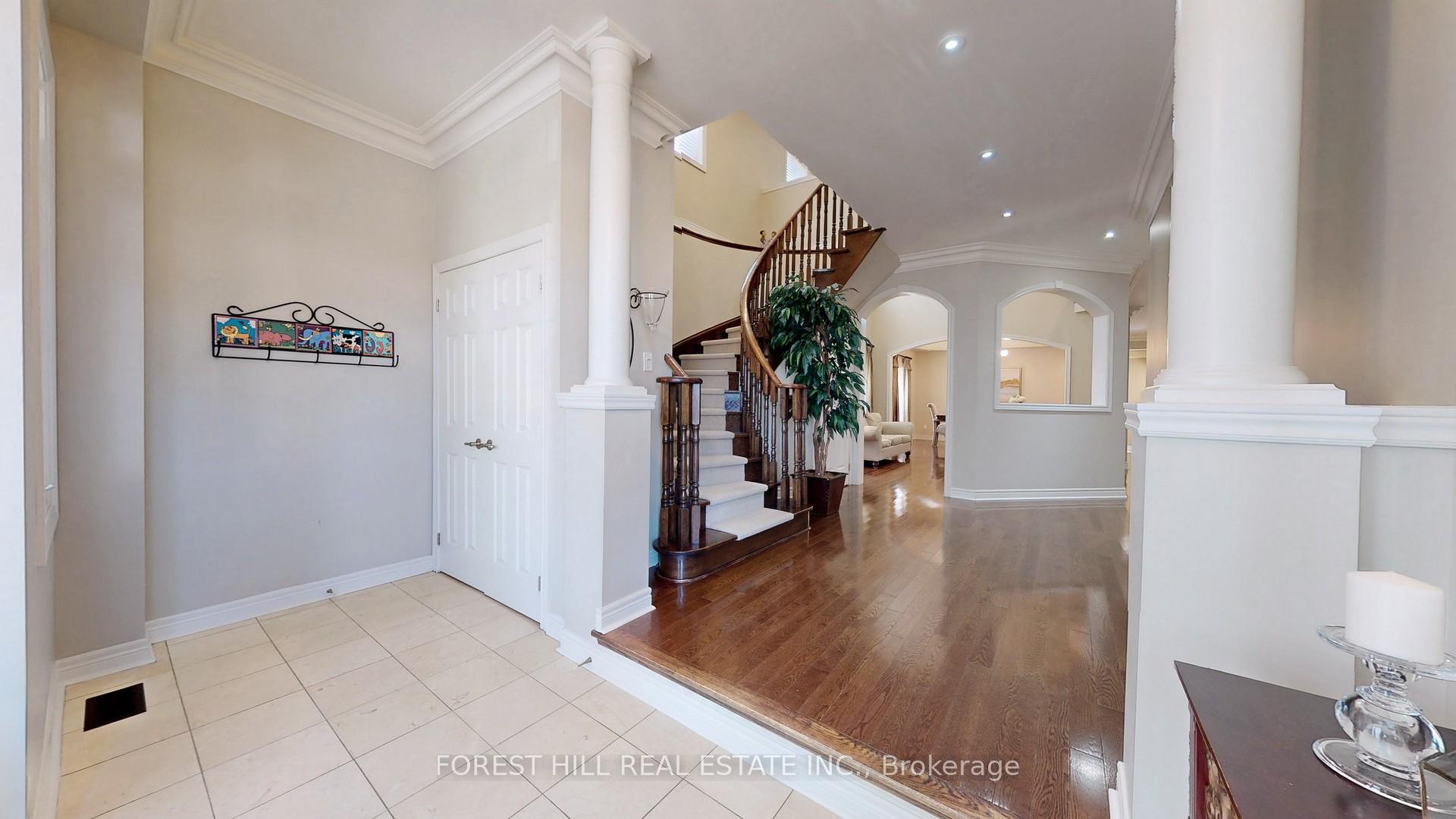 Photo 3 of 89 Ravel Drive, Vaughan, Patterson — HOMEH