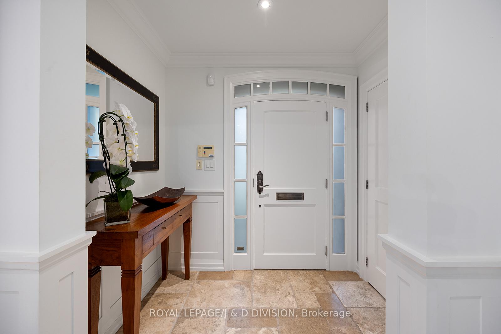 Photo 2 of 40 Glenview Avenue, Toronto, Lawrence Park South — HOMEH