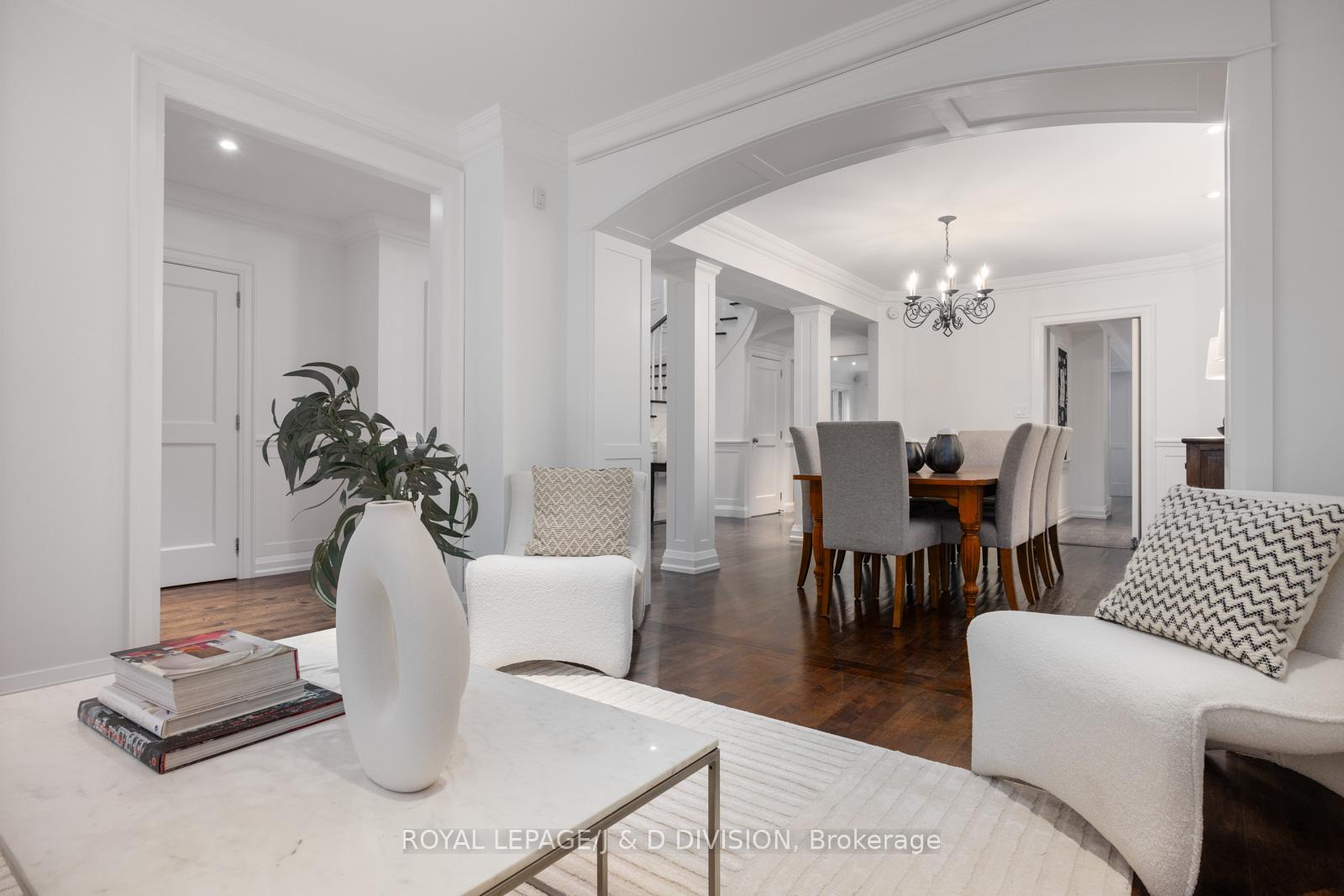 Photo 5 of 40 Glenview Avenue, Toronto, Lawrence Park South — HOMEH