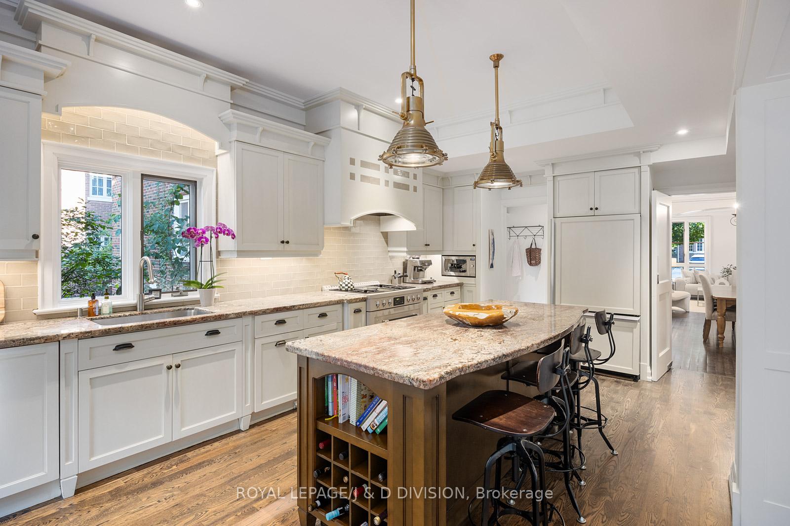 Photo 14 of 40 Glenview Avenue, Toronto, Lawrence Park South — HOMEH