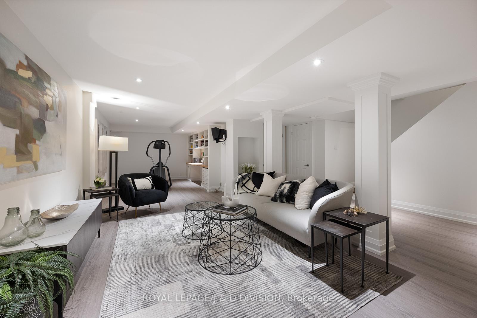 Photo 31 of 40 Glenview Avenue, Toronto, Lawrence Park South — HOMEH