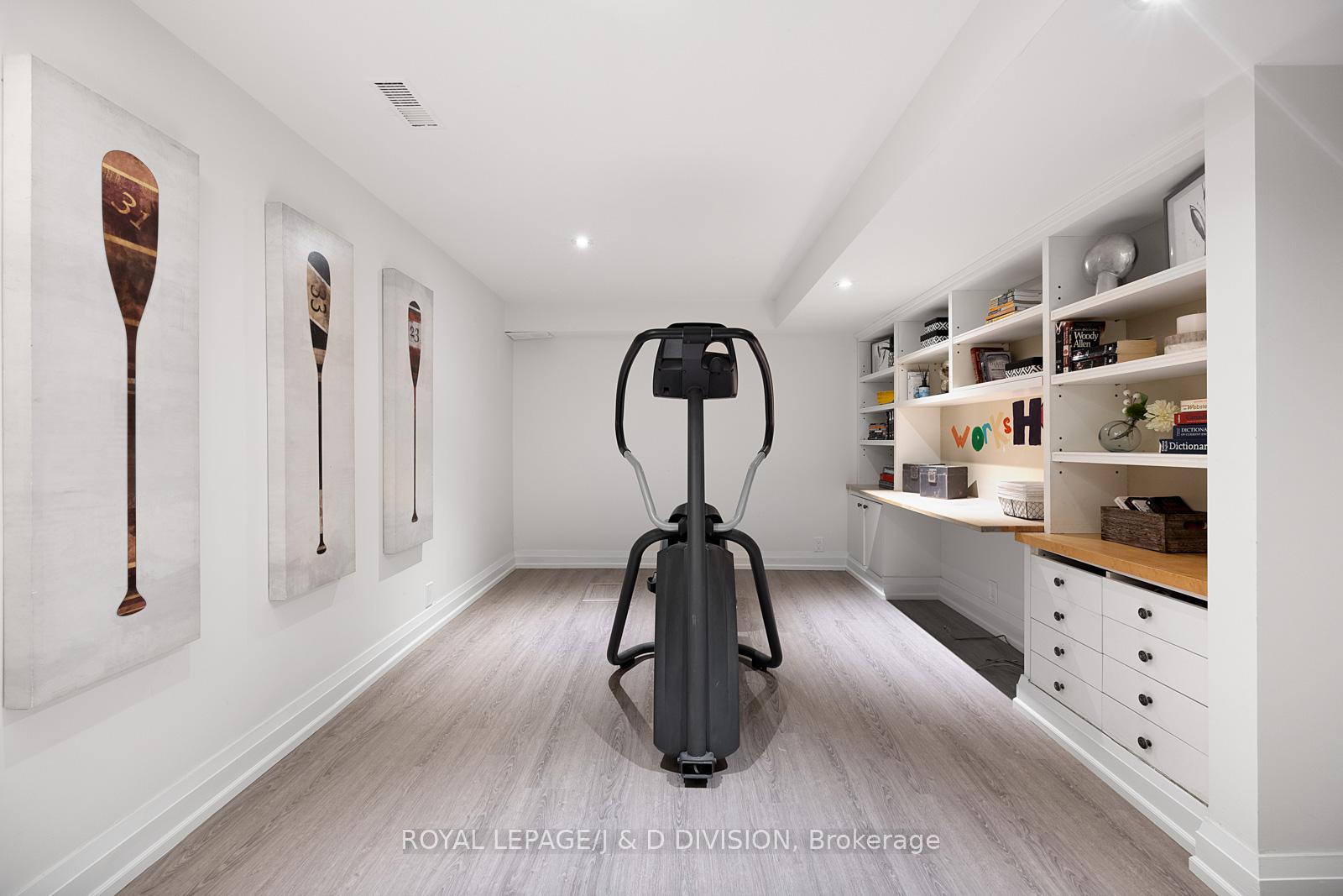 Photo 32 of 40 Glenview Avenue, Toronto, Lawrence Park South — HOMEH