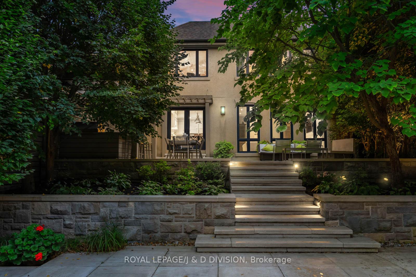 Photo 36 of 40 Glenview Avenue, Toronto, Lawrence Park South — HOMEH