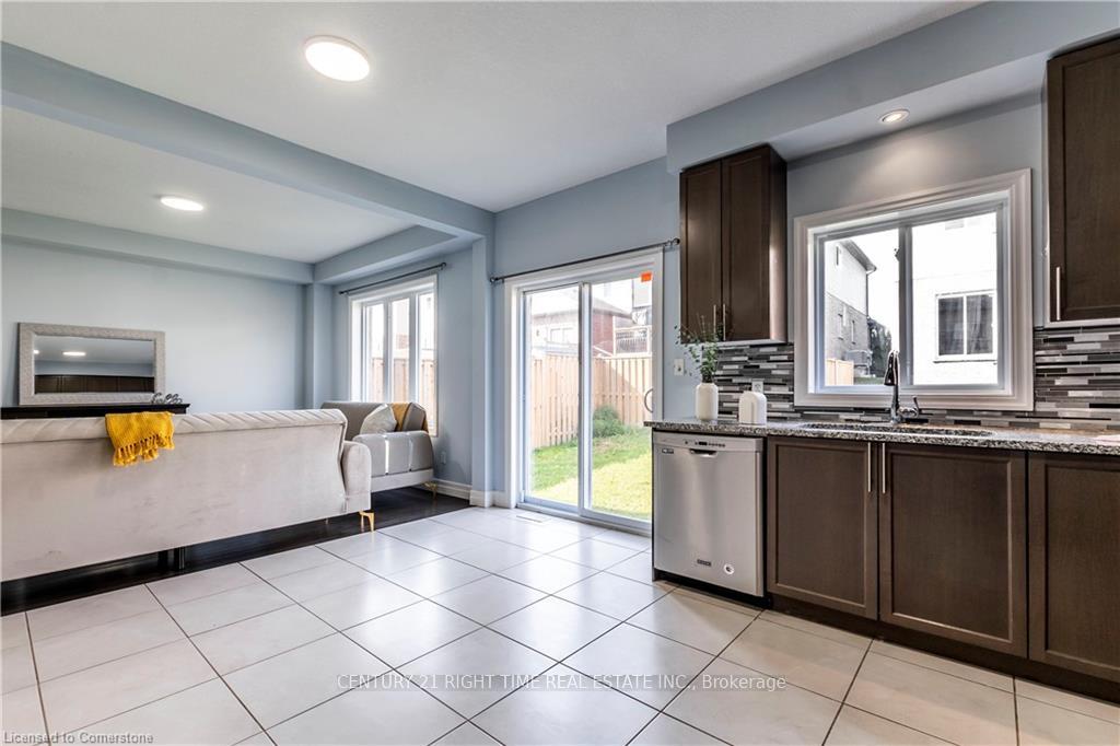 Photo 20 of 217 Watervale Crescent, Kitchener — HOMEH