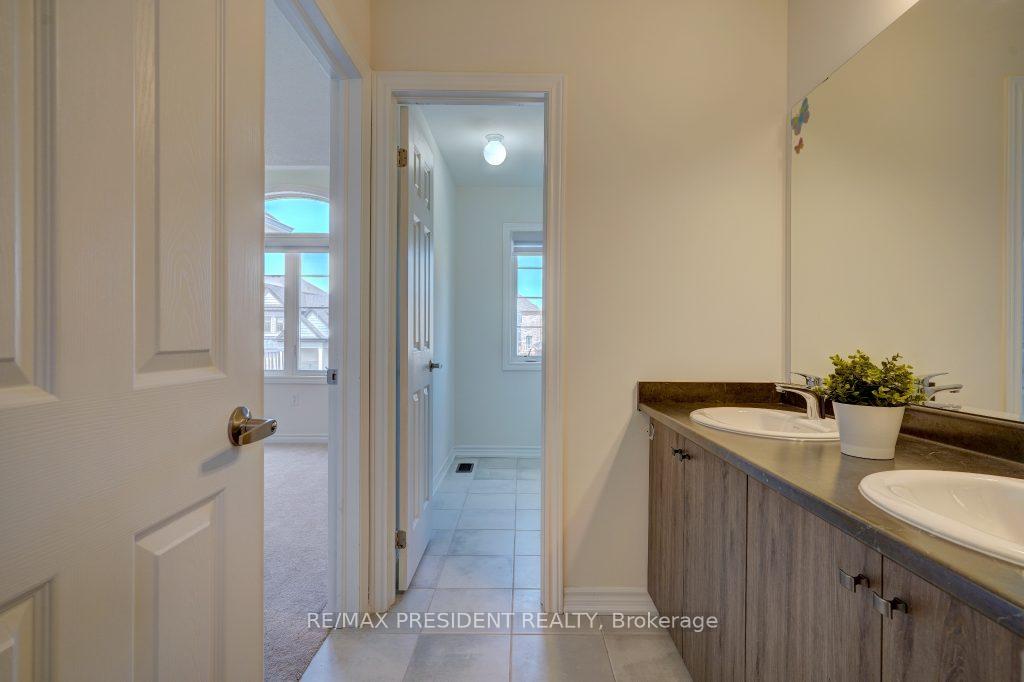 Photo 16 of 1303 Apollo Street, Oshawa, Eastdale — HOMEH