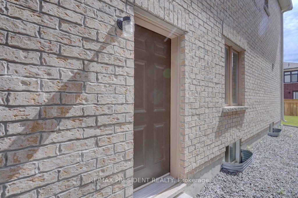 Photo 32 of 1303 Apollo Street, Oshawa, Eastdale — HOMEH