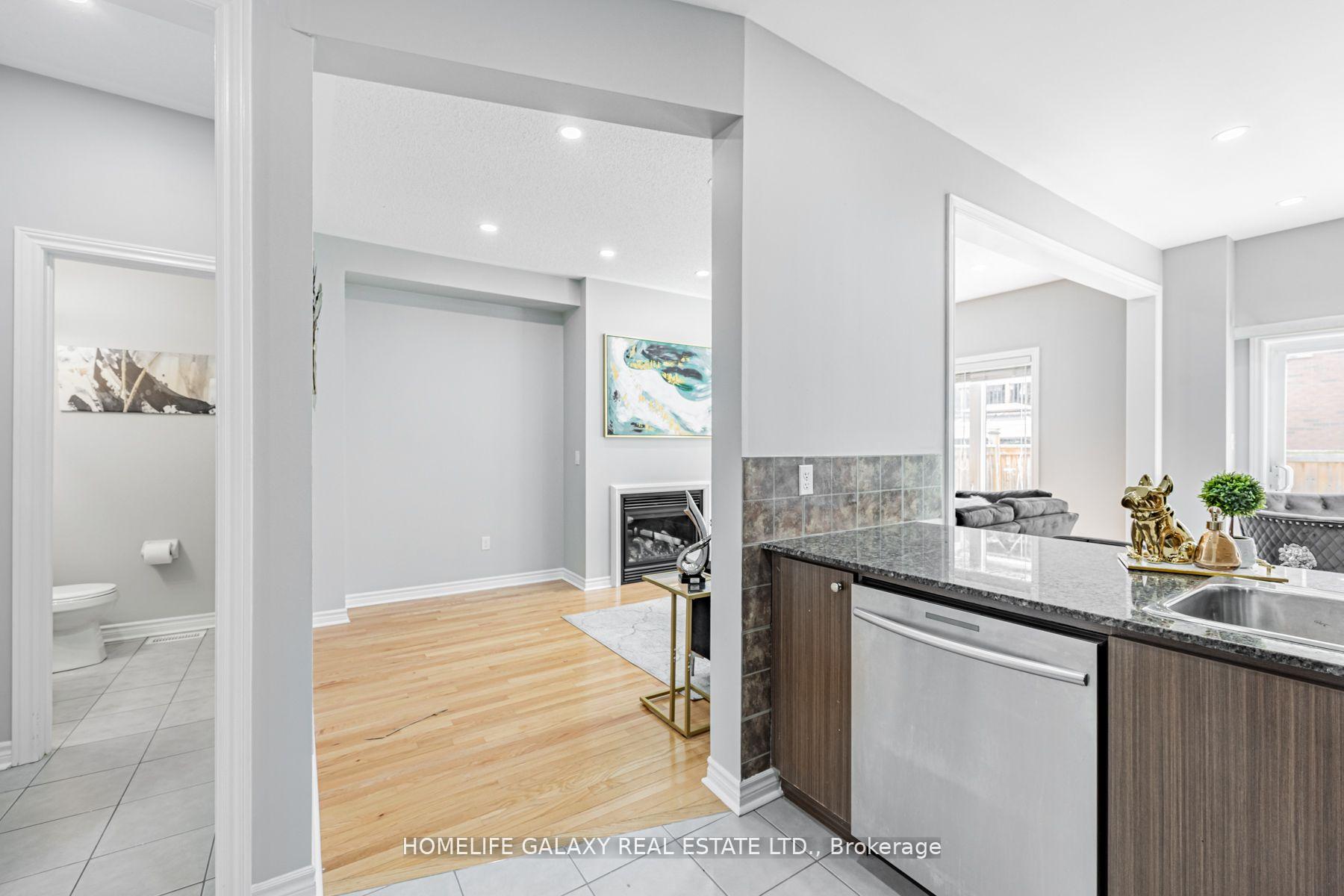Photo 7 of 1545 Bruny Avenue S, Pickering, Duffin Heights — HOMEH