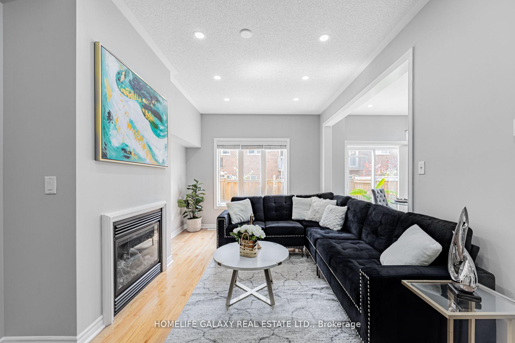 Photo 17 of 1545 Bruny Avenue S, Pickering, Duffin Heights — HOMEH
