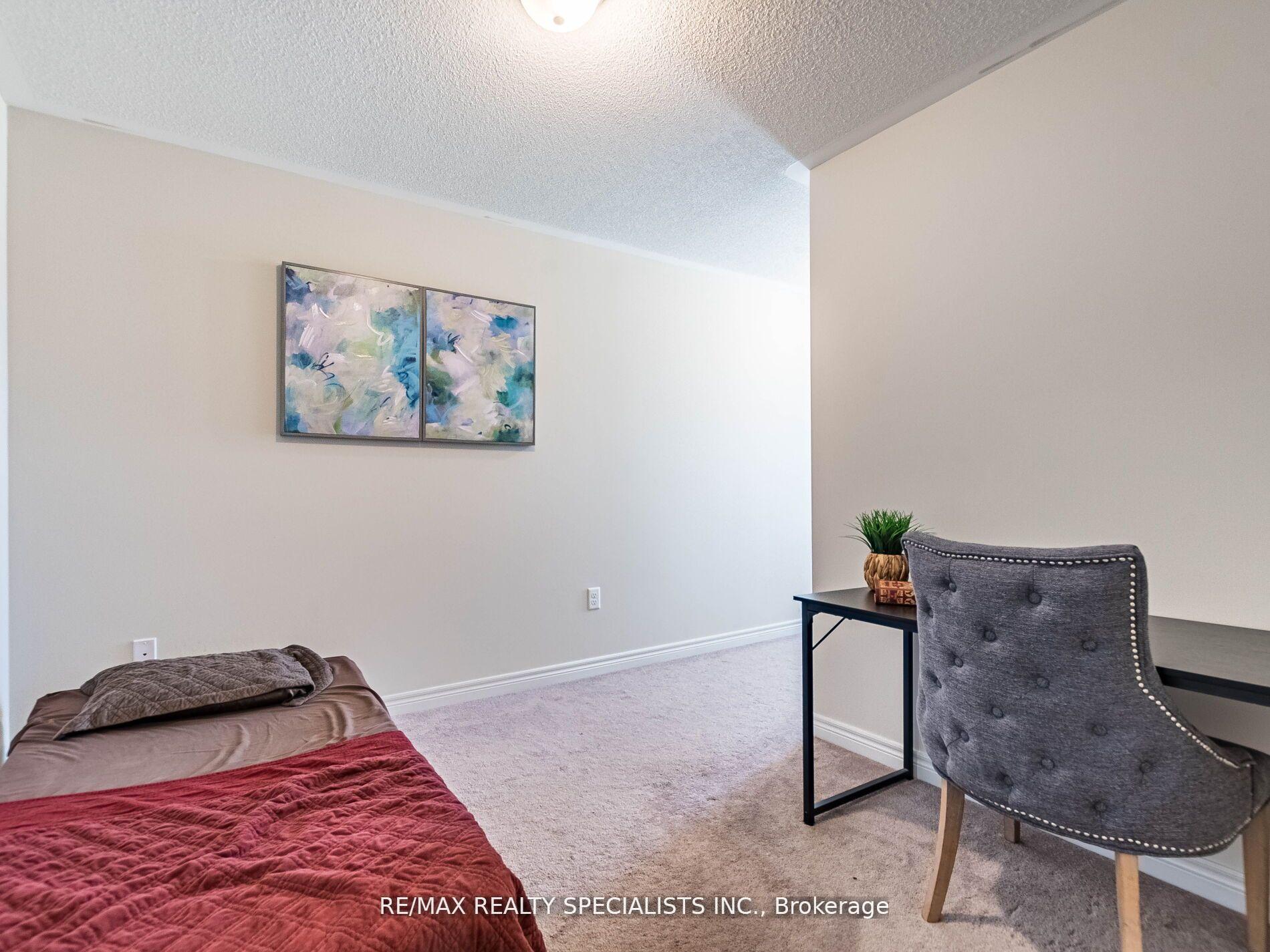 Photo 22 of 29 Finegan Circle, Brampton, Northwest Brampton — HOMEH