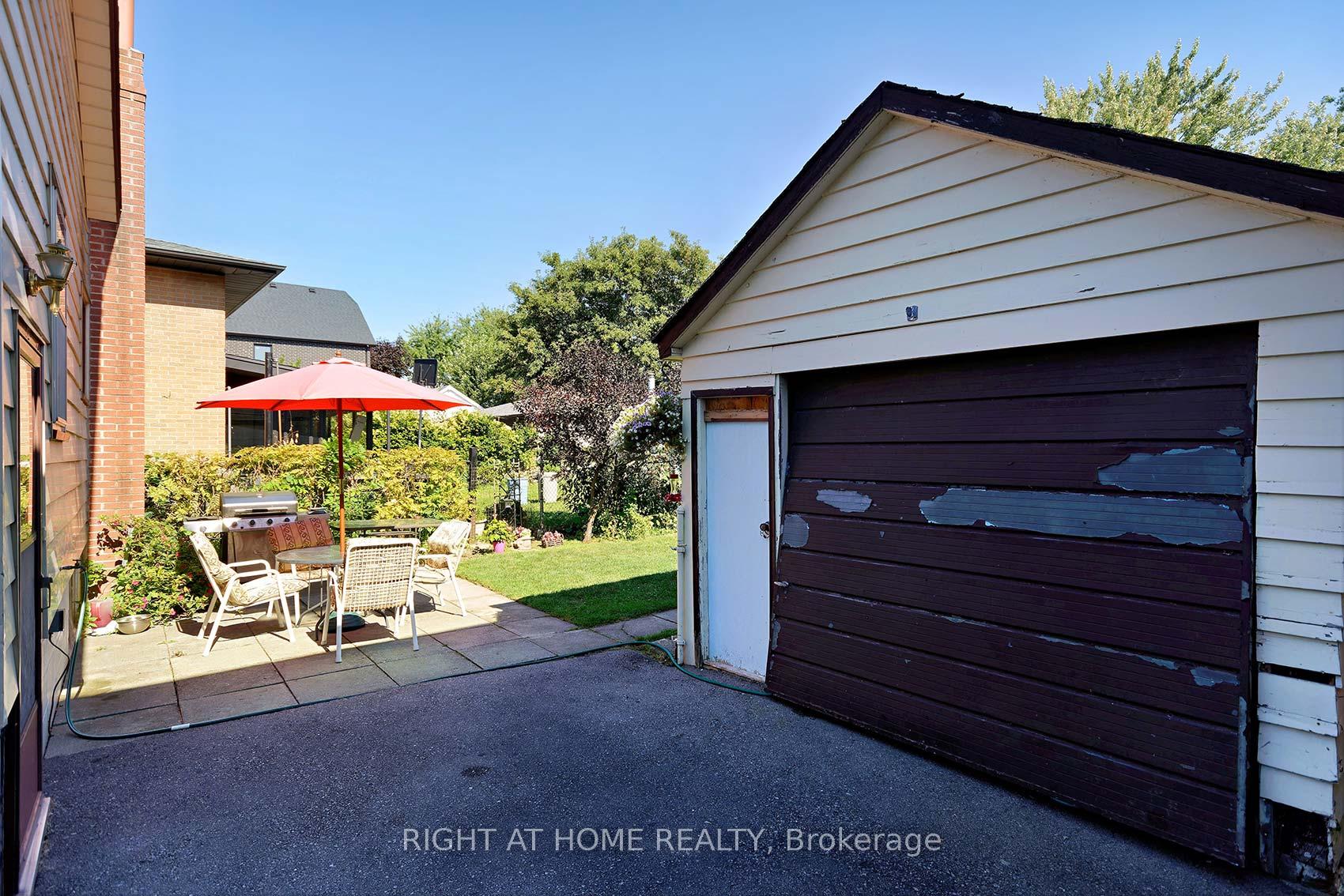 Photo 20 of 1171 Northmount Avenue, Mississauga, Lakeview — HOMEH