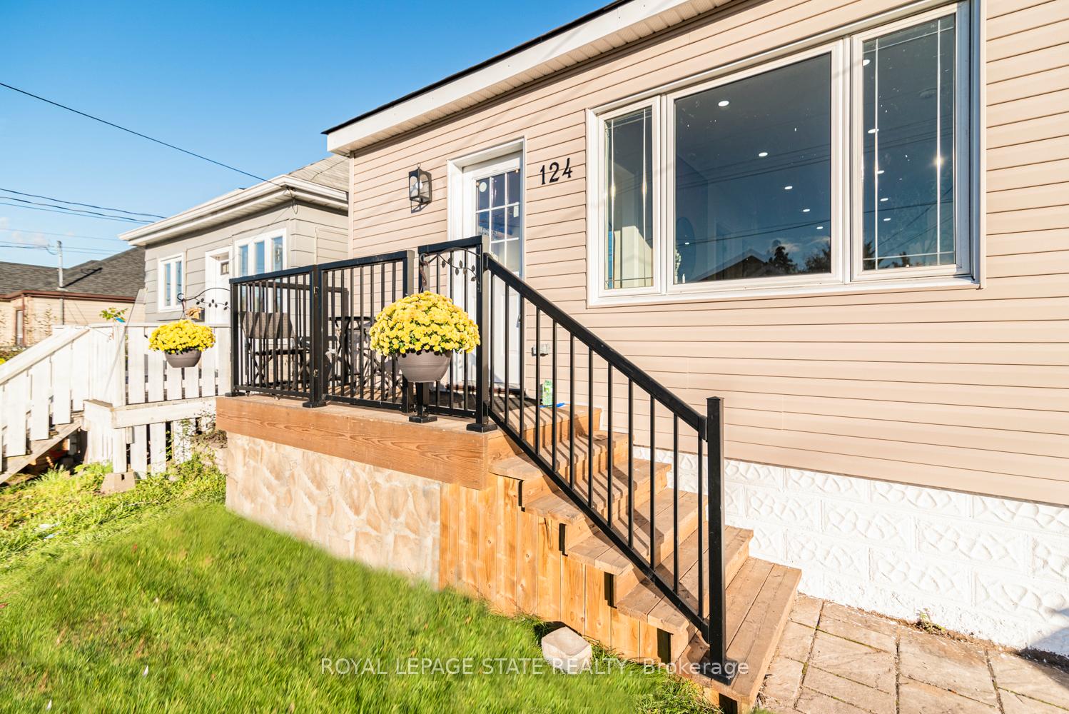 Photo 11 of 124 Harmony Avenue, Hamilton, Homeside — HOMEH