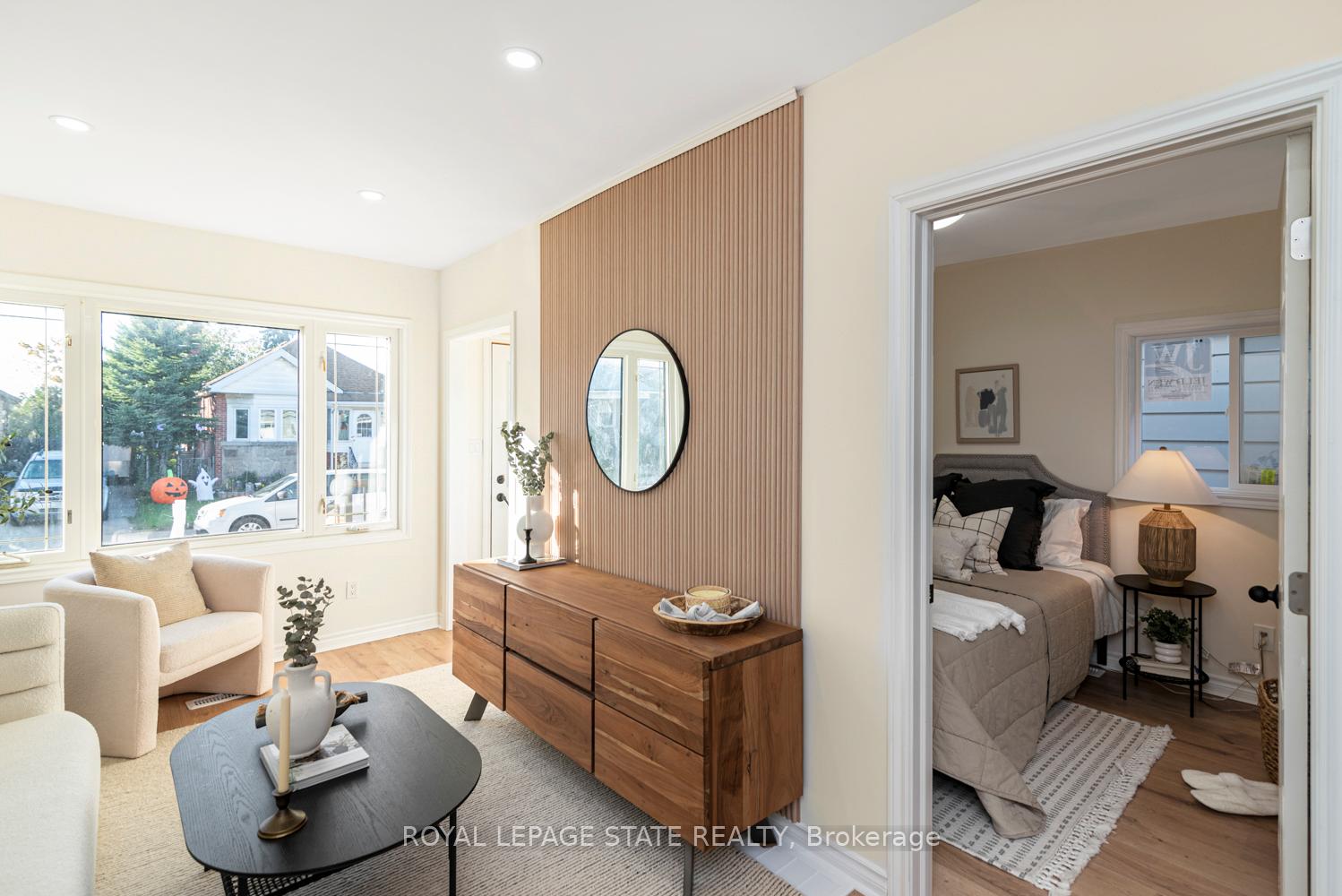 Photo 5 of 124 Harmony Avenue, Hamilton, Homeside — HOMEH