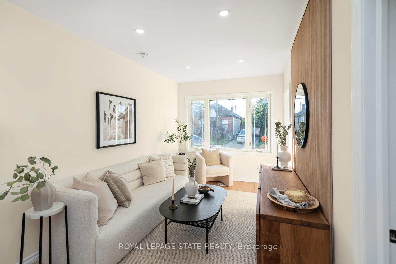 Photo 7 of 124 Harmony Avenue, Hamilton, Homeside — HOMEH