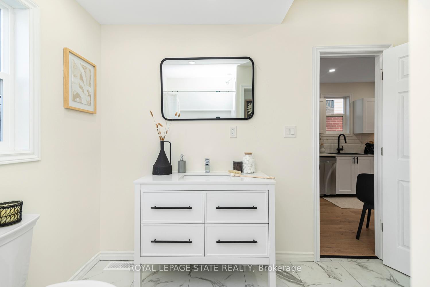 Photo 14 of 124 Harmony Avenue, Hamilton, Homeside — HOMEH