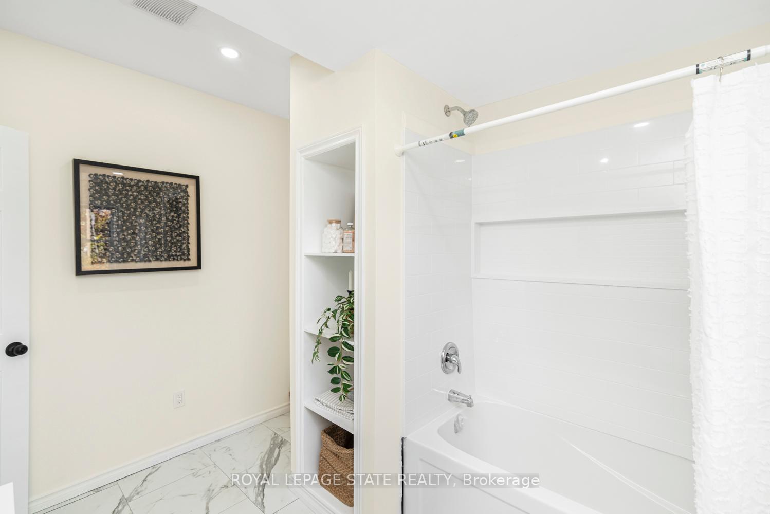 Photo 20 of 124 Harmony Avenue, Hamilton, Homeside — HOMEH