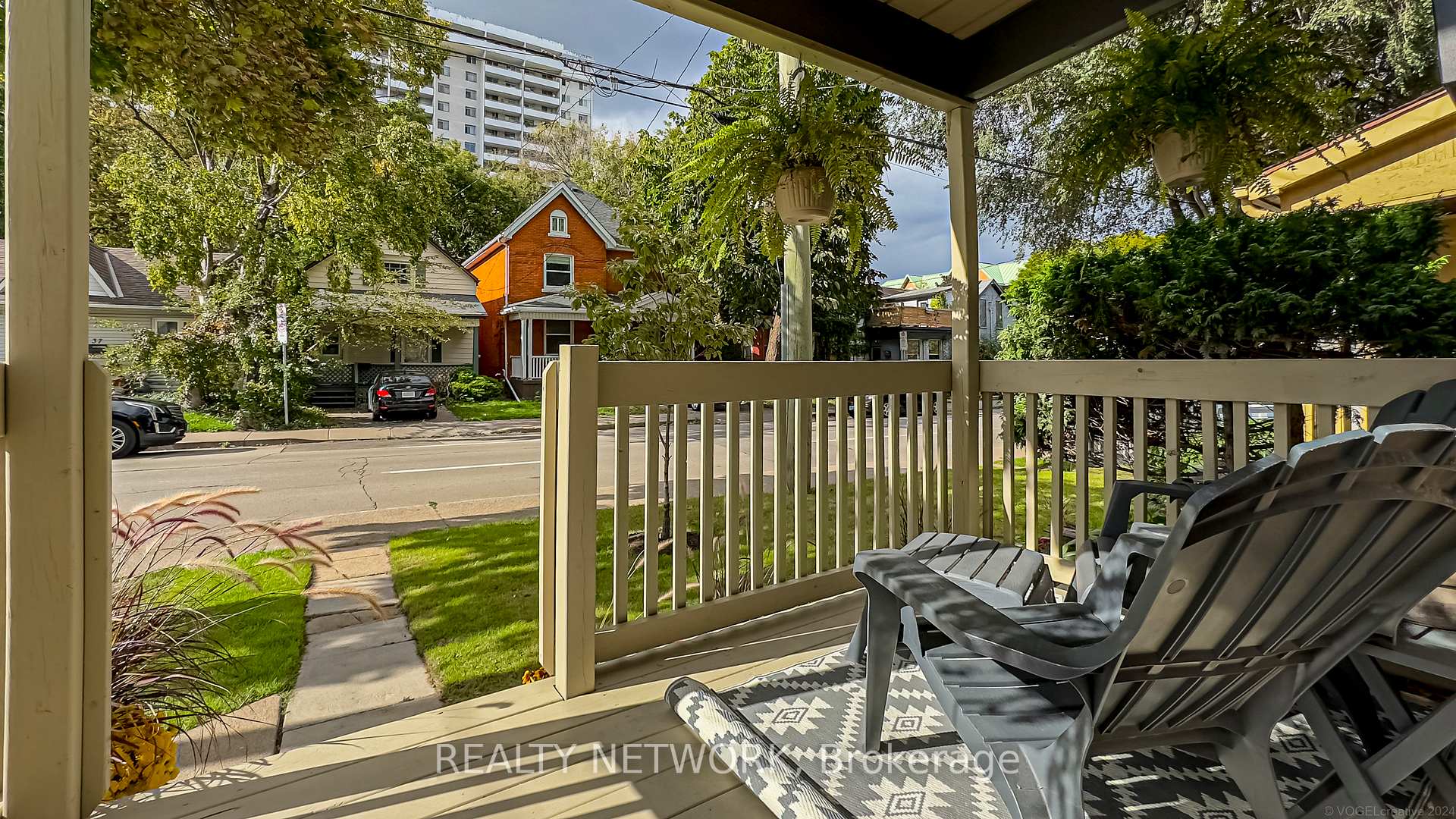 Photo 2 of 40 Hess Street N, Hamilton, Central — HOMEH