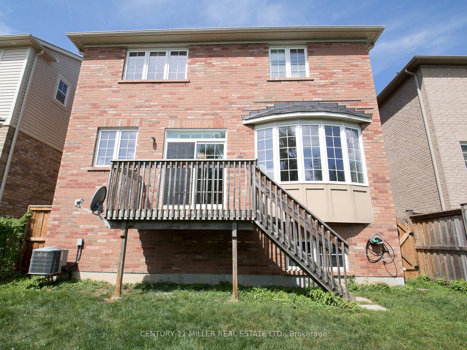 Photo 3 of 278 Montreal Circle, Hamilton, Winona Park — HOMEH