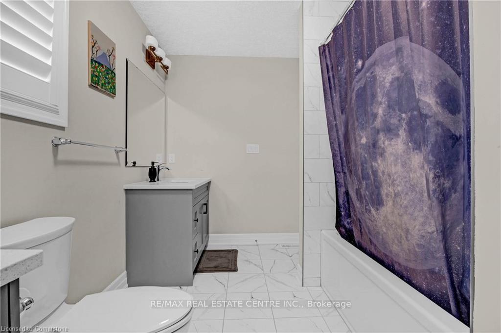 Photo 27 of 134 Pondcliffe Drive, Kitchener — HOMEH
