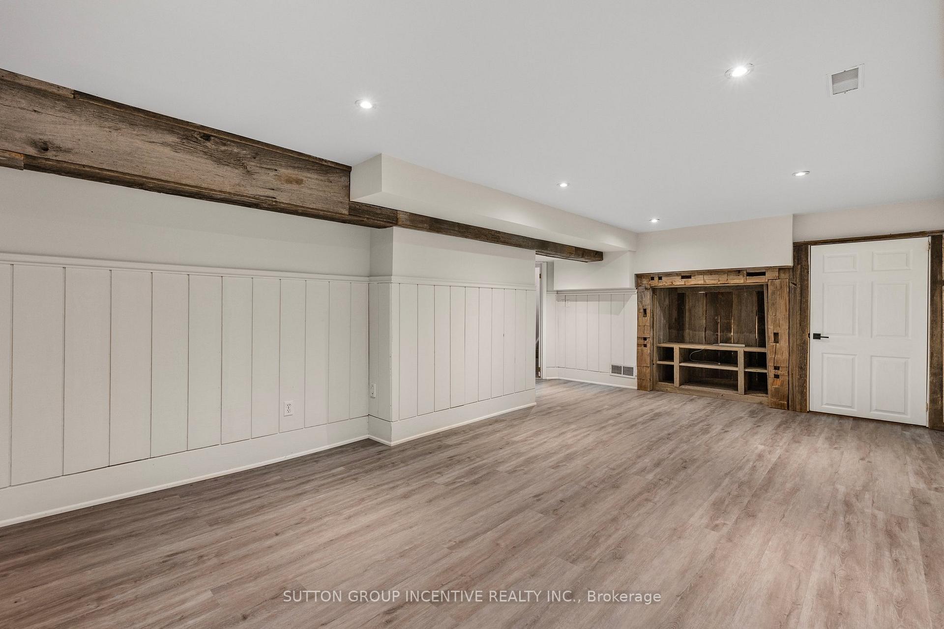 Photo 31 of 25 Silver Court, Hamilton, Waterdown — HOMEH