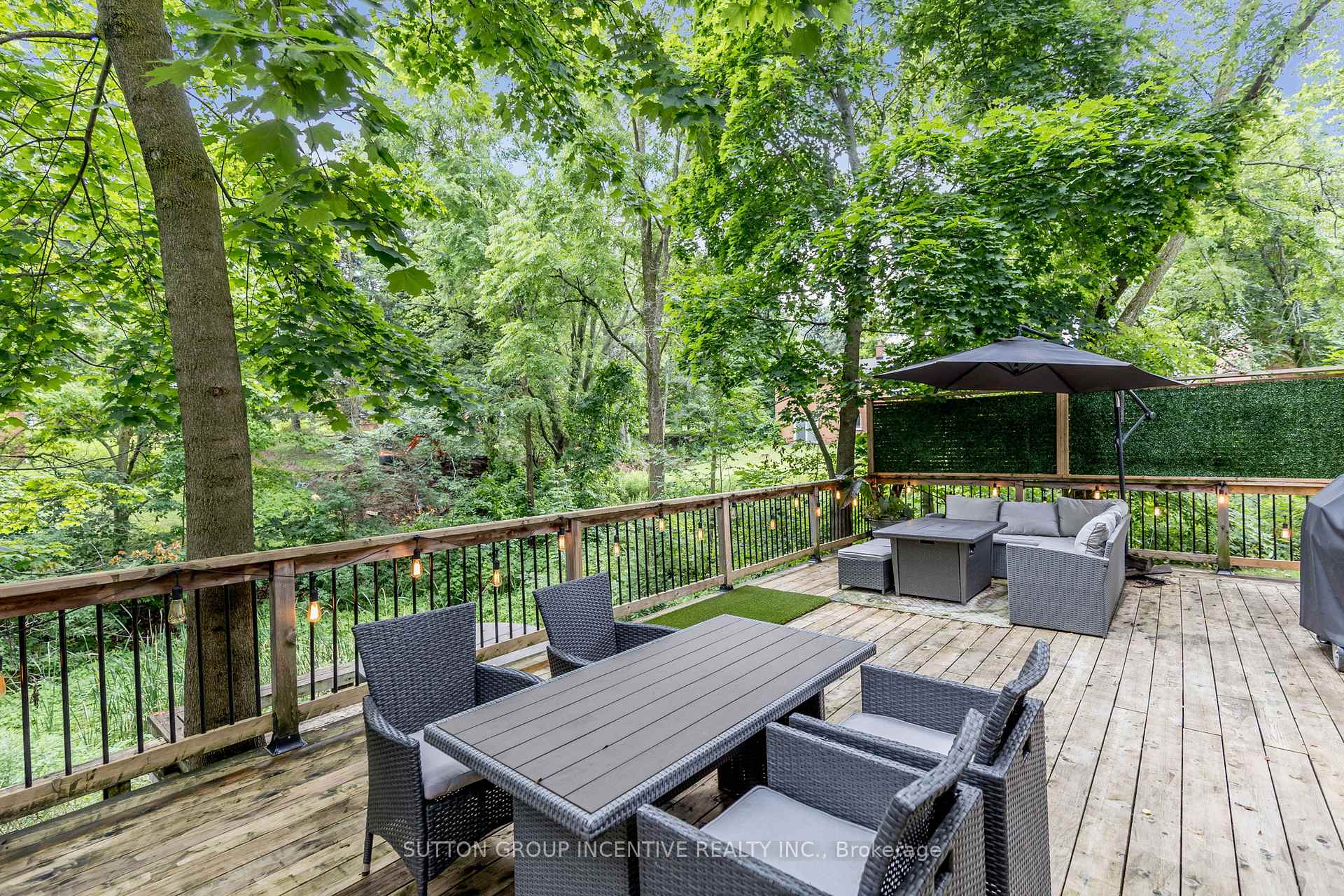 Photo 36 of 25 Silver Court, Hamilton, Waterdown — HOMEH
