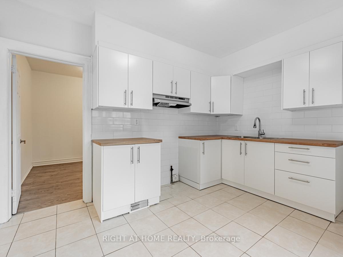 Photo 8 of 15 Regal Road, Toronto, Wychwood — HOMEH