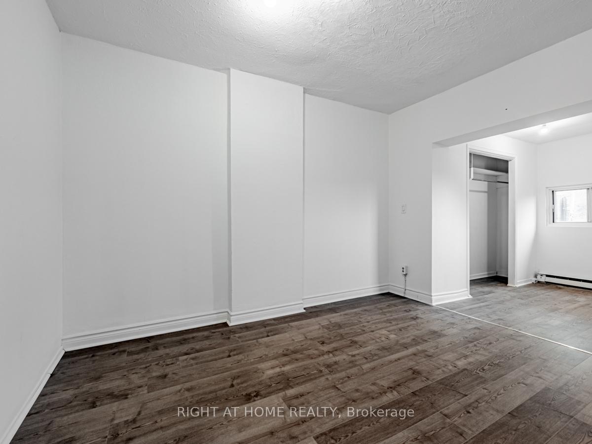 Photo 14 of 15 Regal Road, Toronto, Wychwood — HOMEH