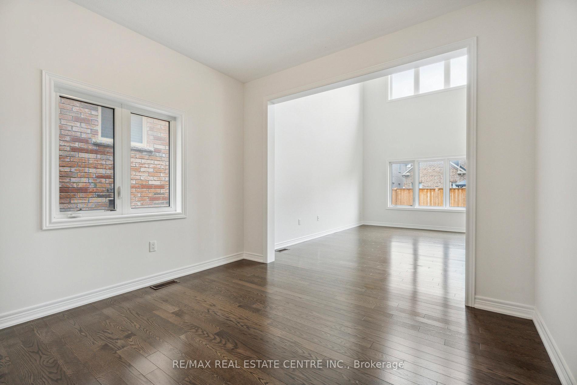 Photo 24 of 1042 Cole Street, Innisfil, Alcona — HOMEH