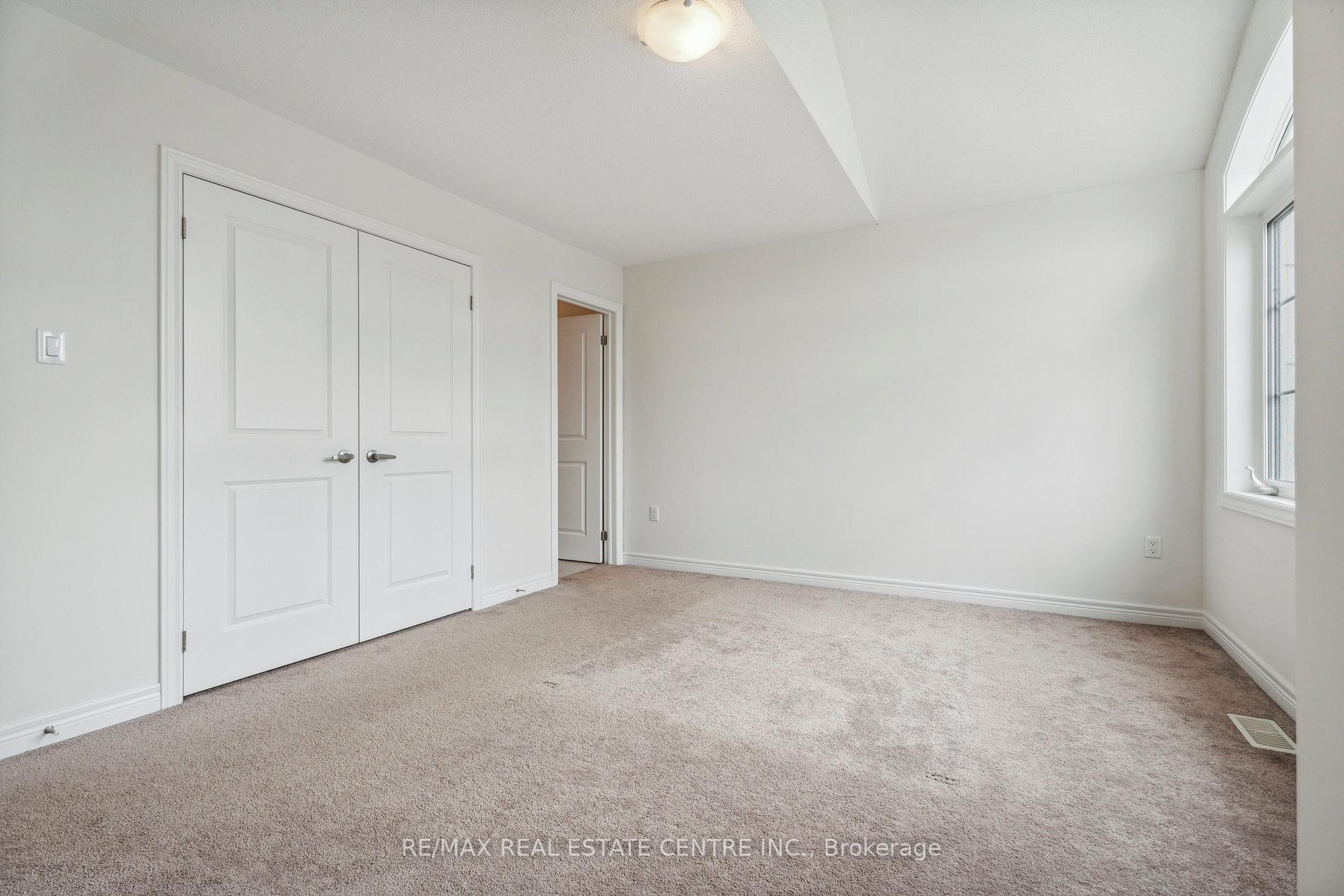 Photo 27 of 1042 Cole Street, Innisfil, Alcona — HOMEH