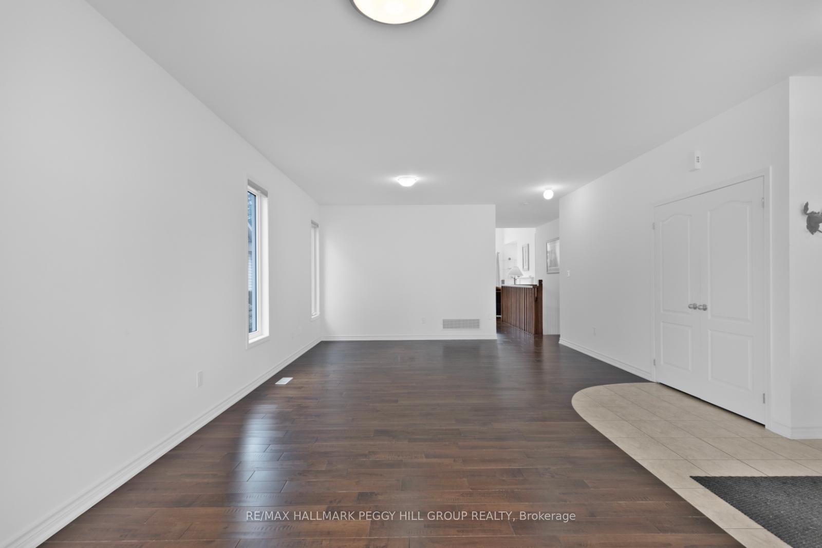 Photo 13 of 23 Christy Drive, Wasaga Beach — HOMEH