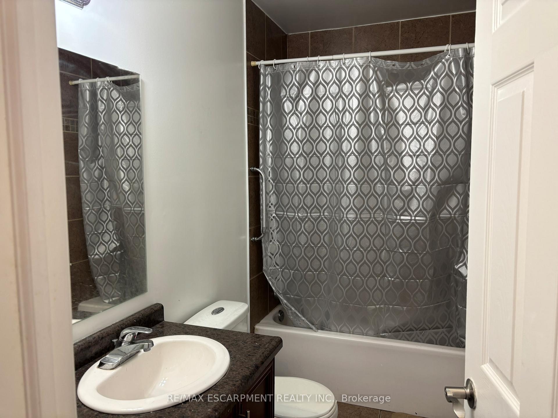 Photo 9 of 124 Cathcart Street, Hamilton, Beasley — HOMEH