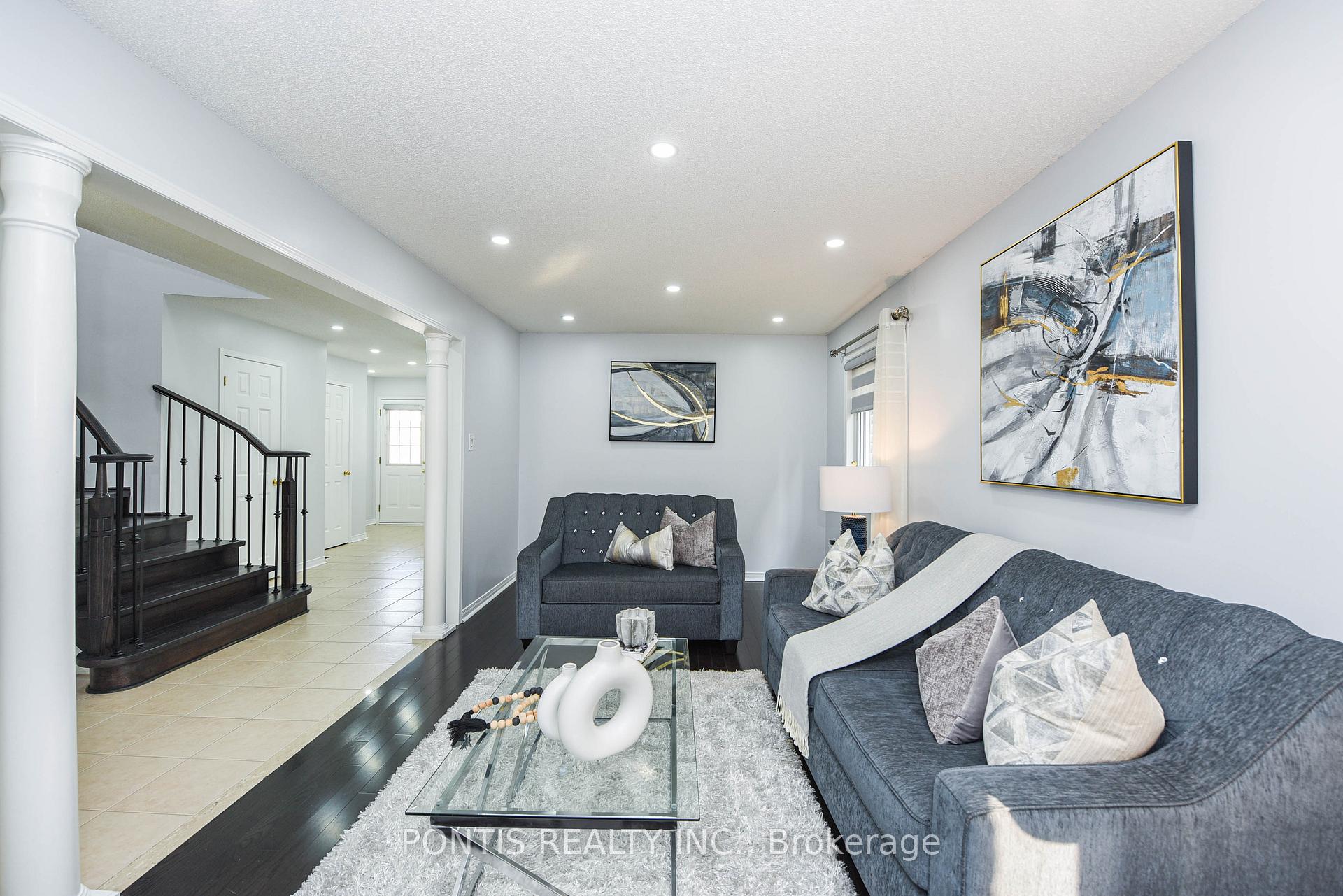 Photo 6 of 73 Rollingwood Drive, Brampton, Fletcher's Creek South — HOMEH